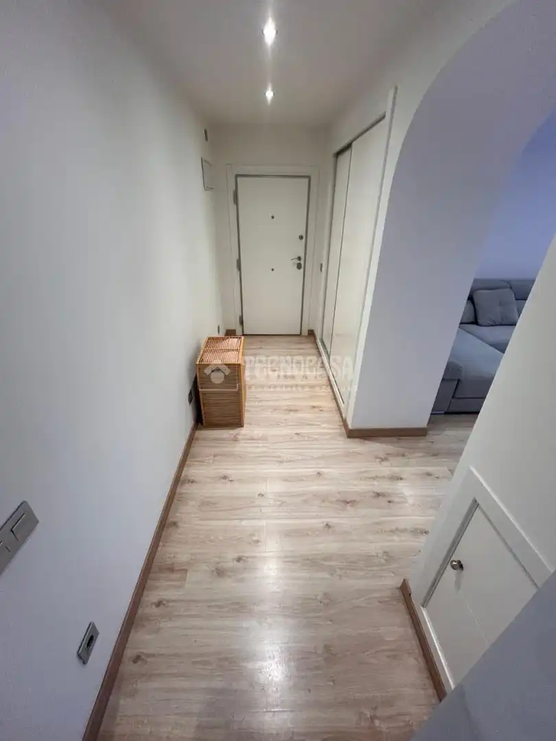 Piso en venta en Madrid con Calefacción y Terraza