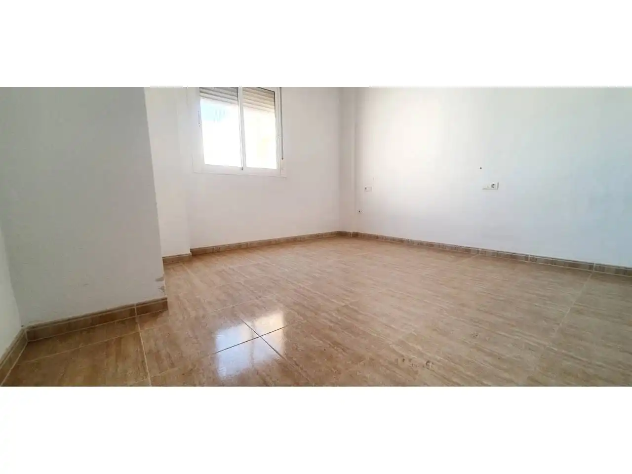 Wohnung mit Aufzug zum Verkauf in Calle Bartolomé de Las Casas 30, imagen 2