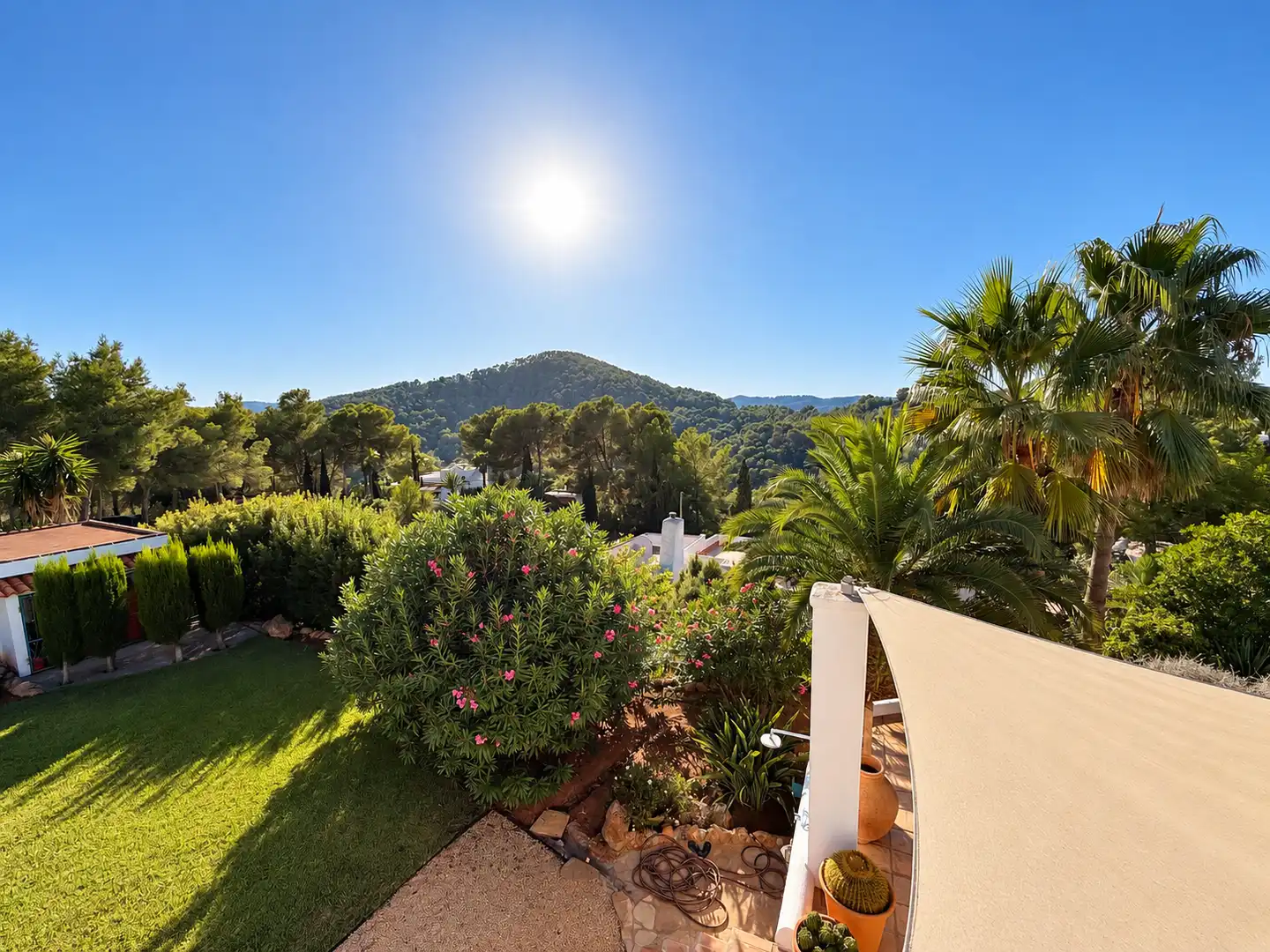Jardí de Casa adosada en venda en Santa Eulària des Riu amb Aire condicionat, Calefacció i Jardí privat