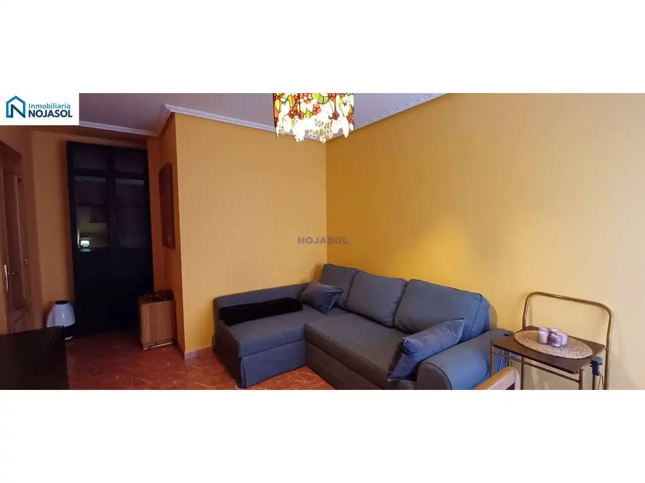 Sala d'estar de Apartament de lloguer en Arnuero amb Calefacció, Terrassa i Moblat