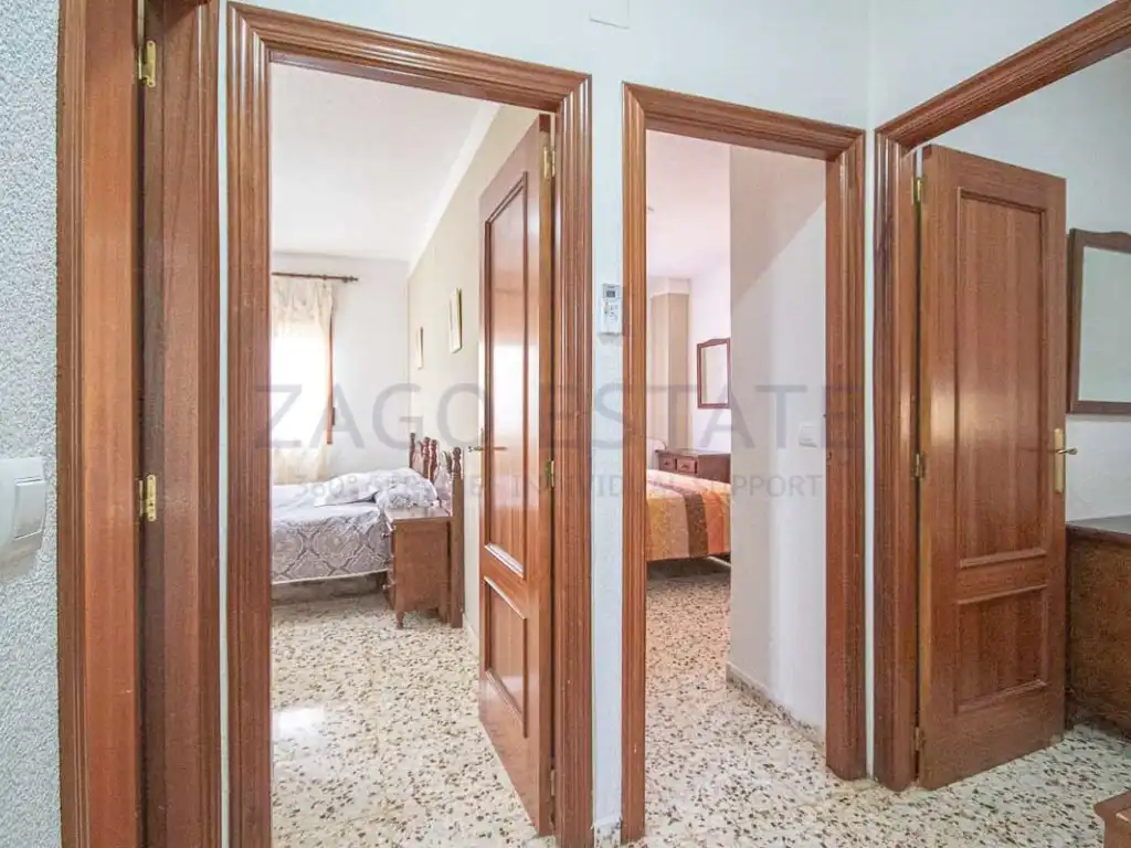 Dormitori de Casa o xalet de lloguer en La Nucia amb Piscina