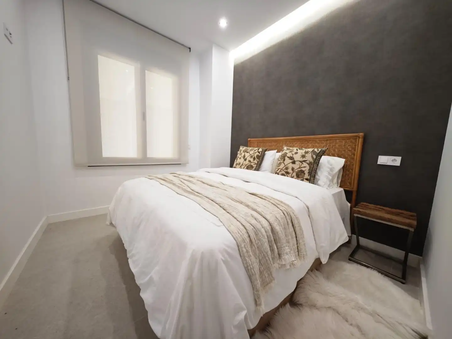 Schlafzimmer von Erdgeschoss zum Verkauf in Fuengirola mit Klimaanlage, Heizung und Terrasse