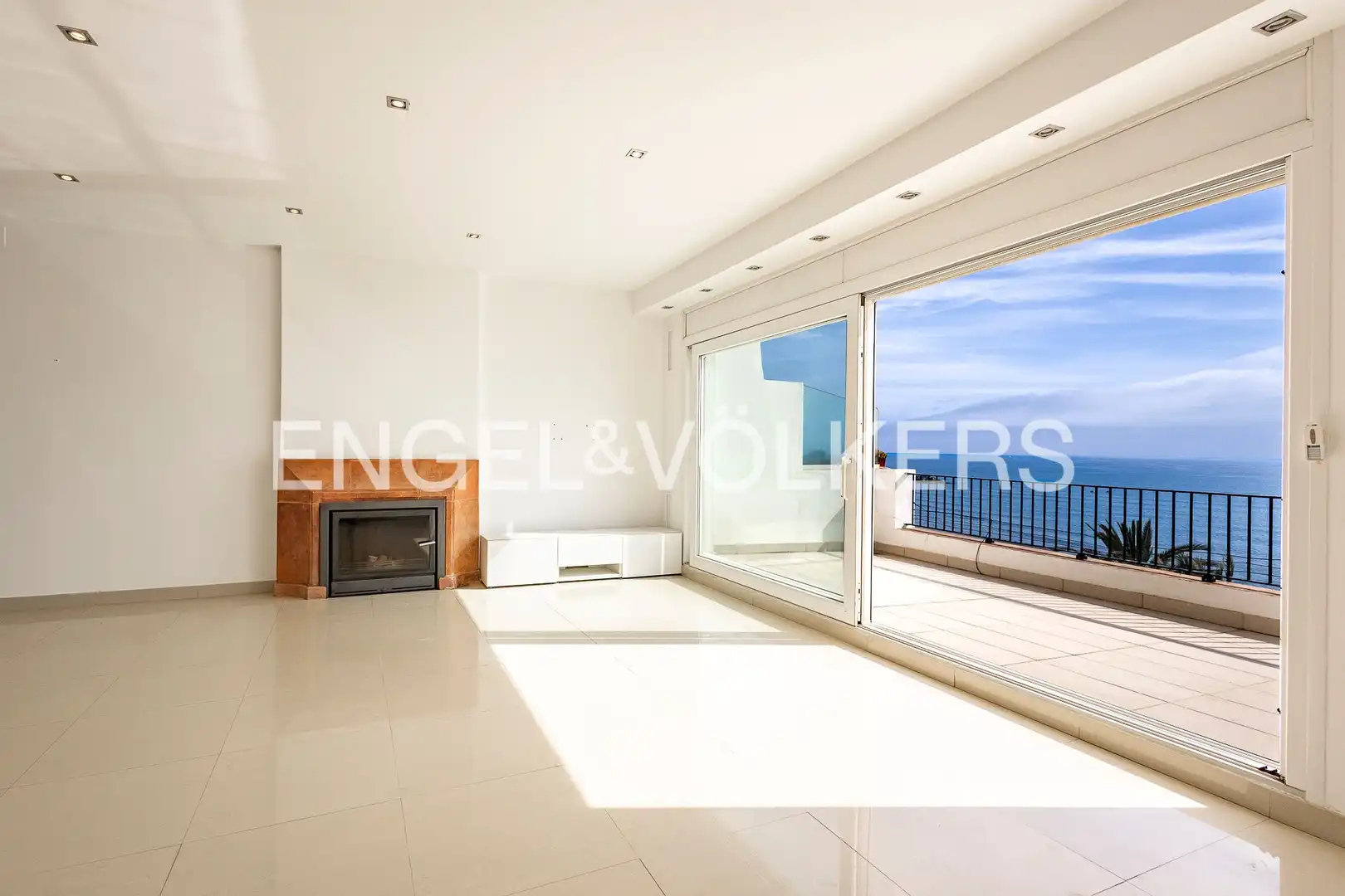Sala de estar de Dúplex en venta en Sitges con Aire acondicionado, Calefacción y Terraza