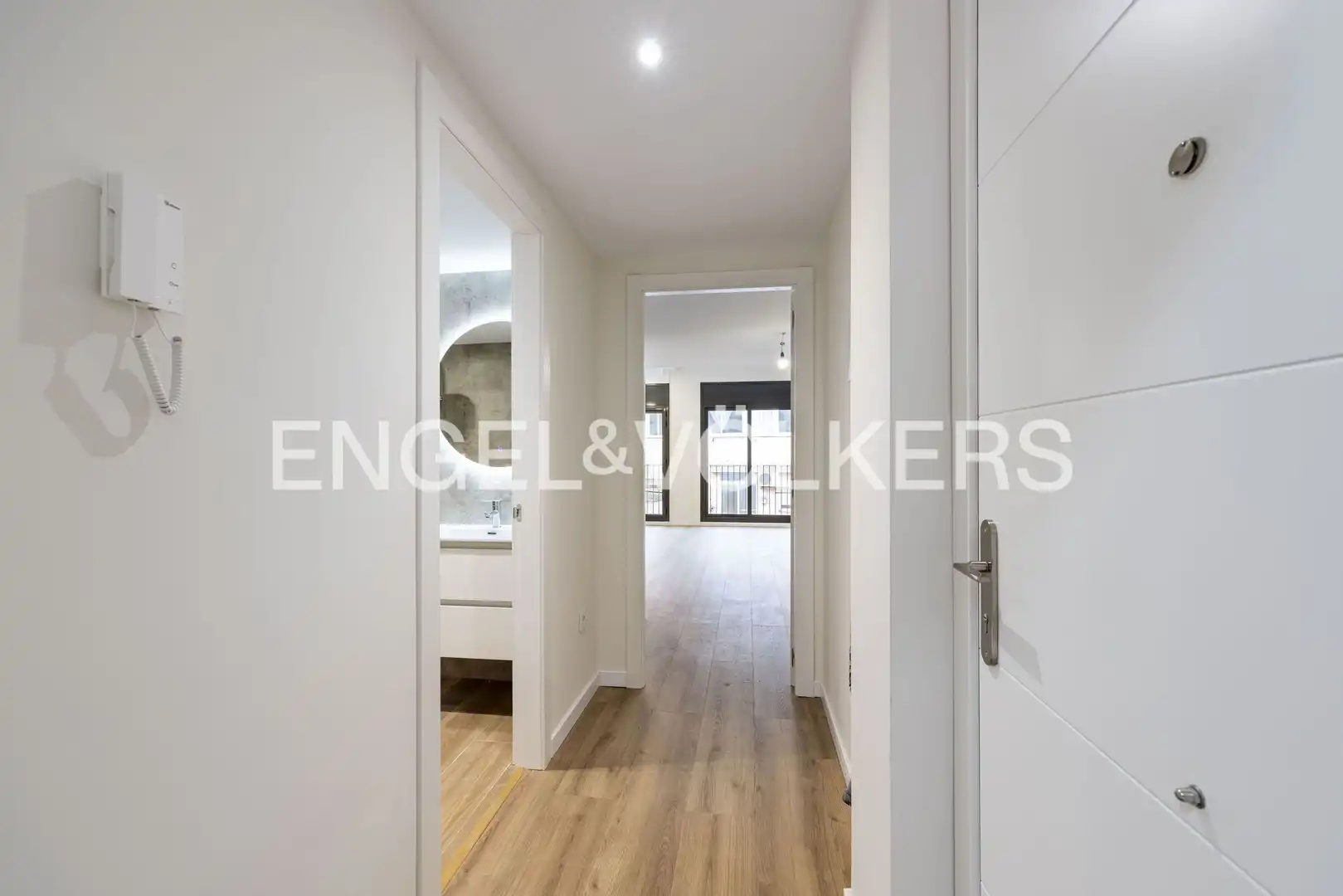 Dúplex en venta en Santa Perpètua de Mogoda con Calefacción, Parquet y Terraza
