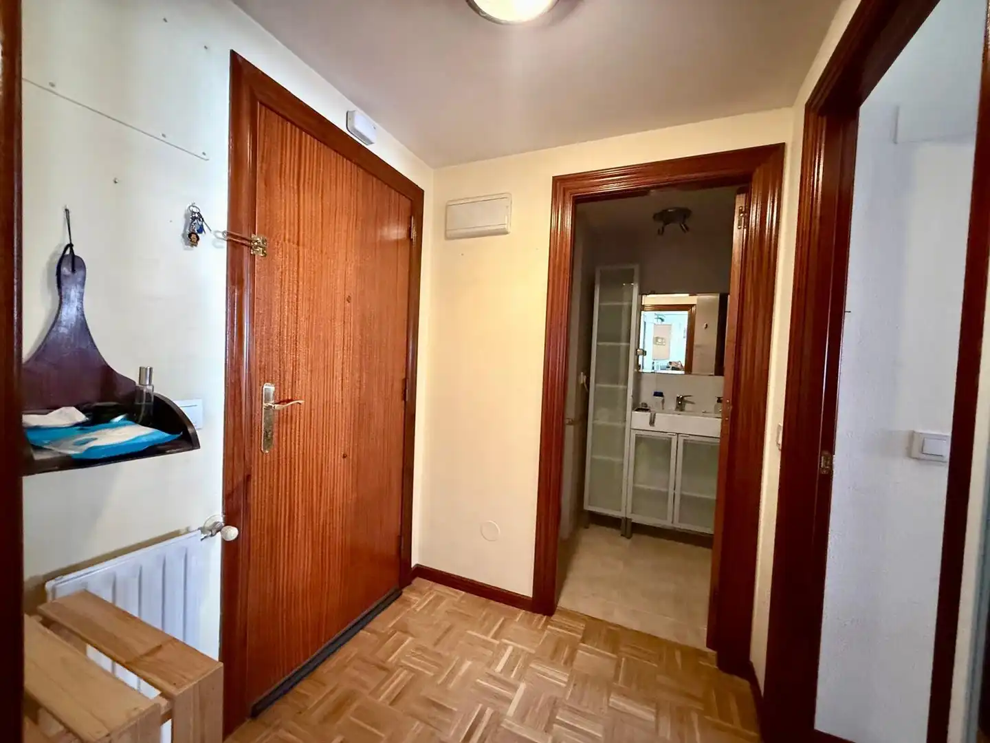 Piso en venta en Oviedo  con Calefacción, Trastero y Amueblado