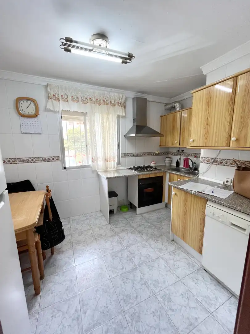 Cuina de Pis en venda en Estepona amb Moblat