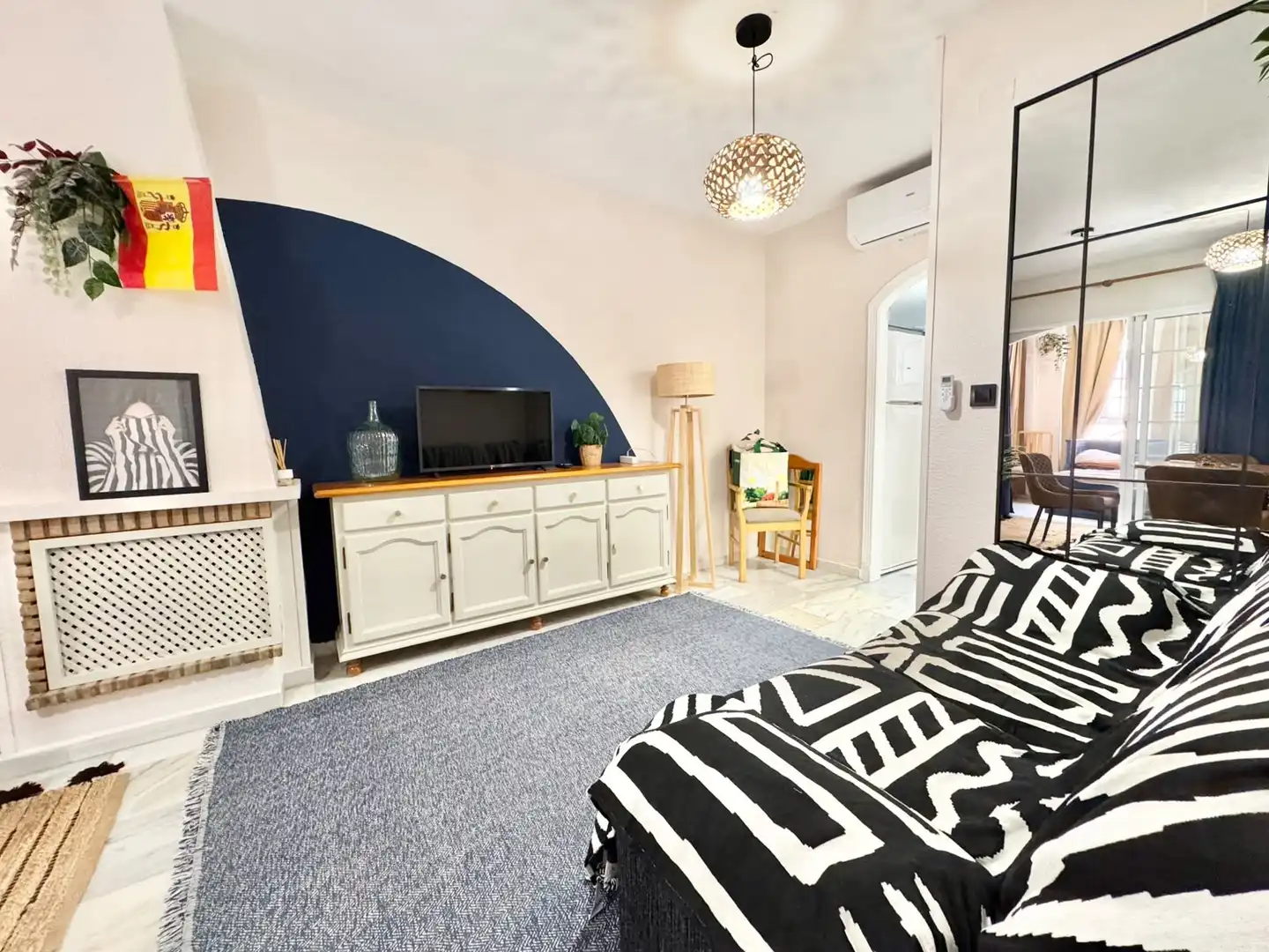 Sala de estar de Piso de alquiler en Torrevieja con Aire acondicionado, Calefacción y Amueblado