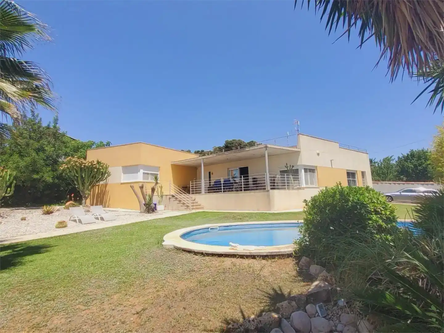 Exterior view of Houses for sale in Vinaròs  with Air Conditioner, Private garden and Storage room