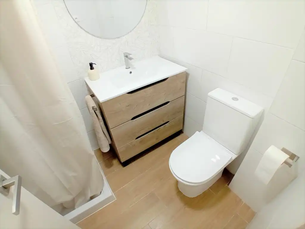 Bathroom of Houses for sale in Siete Aguas  with Oven and Balcony