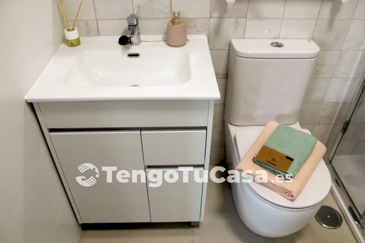 Baño de Piso en venta en Madrid con Aire acondicionado, Calefacción y Terraza