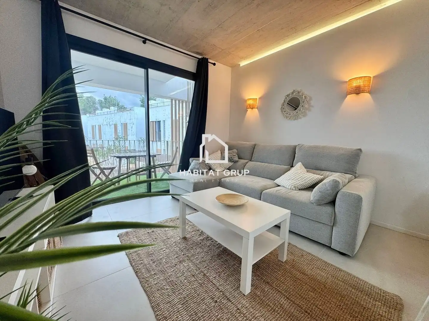 Living room of Flat for rent in Sant Antoni de Portmany  with Air Conditioner, Heating and Terrace