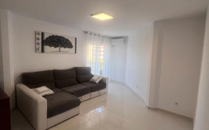 Living room of Flat for sale in Reus  with Air Conditioner and Balcony