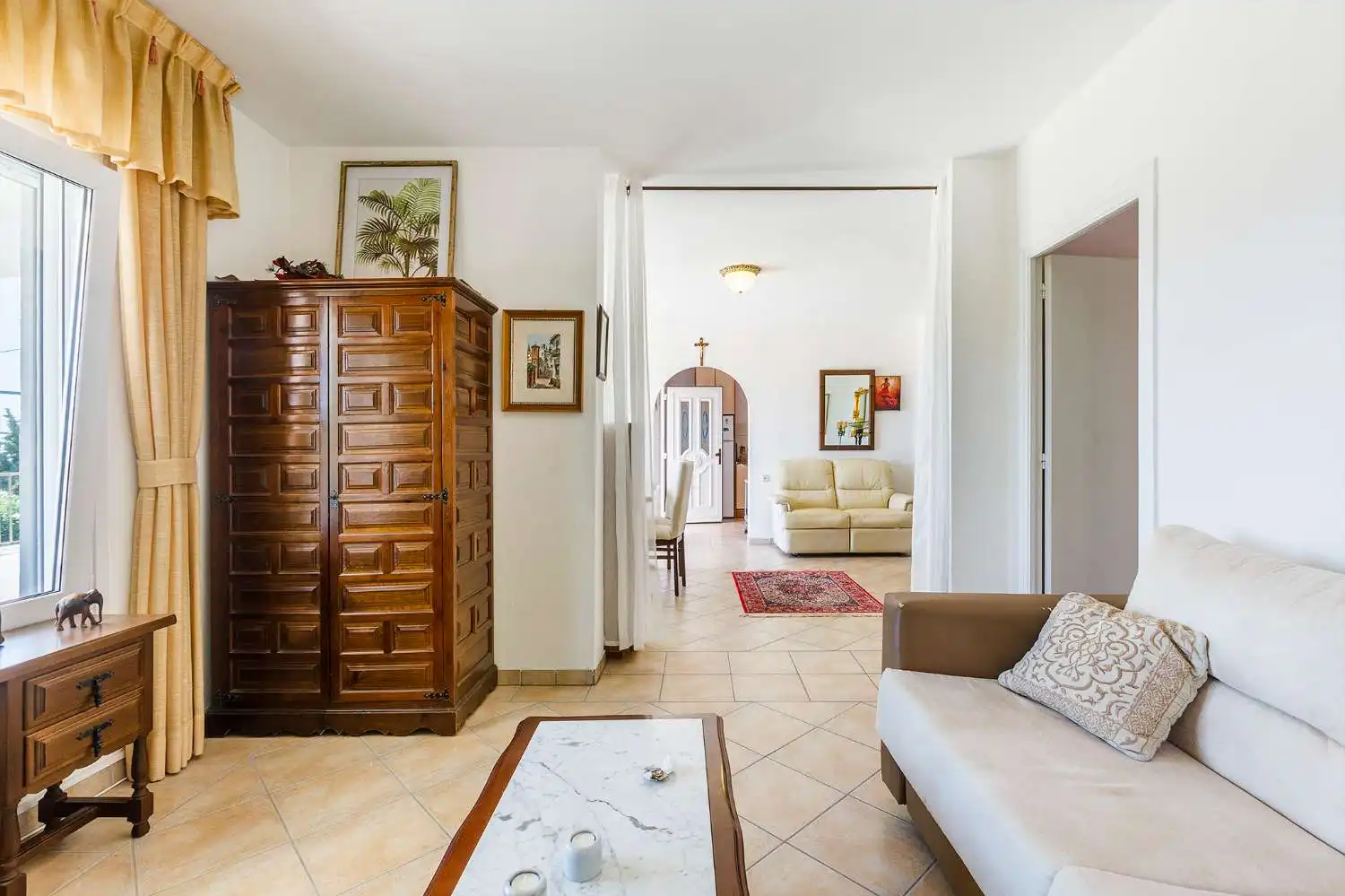 Sala d'estar de Casa o xalet en venda en Vélez-Málaga amb Aire condicionat, Traster i Internet
