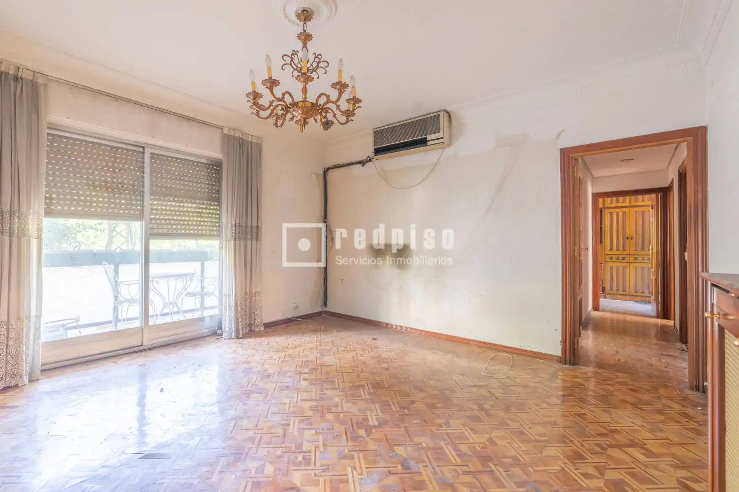 Sala de estar de Piso en venta en Madrid con Calefacción, Parquet y Terraza