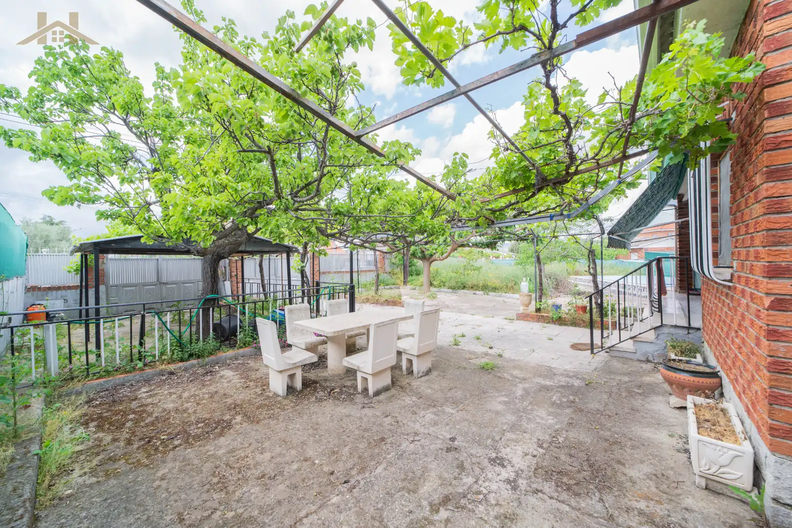 Terrassa de Casa adosada en venda en Santa Cruz del Retamar amb Calefacció, Jardí privat i Terrassa