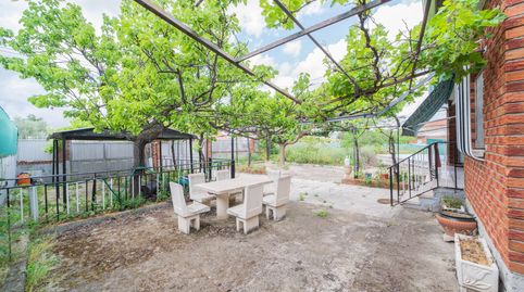Foto 4 von Einfamilien-Reihenhaus zum Verkauf in Calalberche, Santa Cruz del Retamar