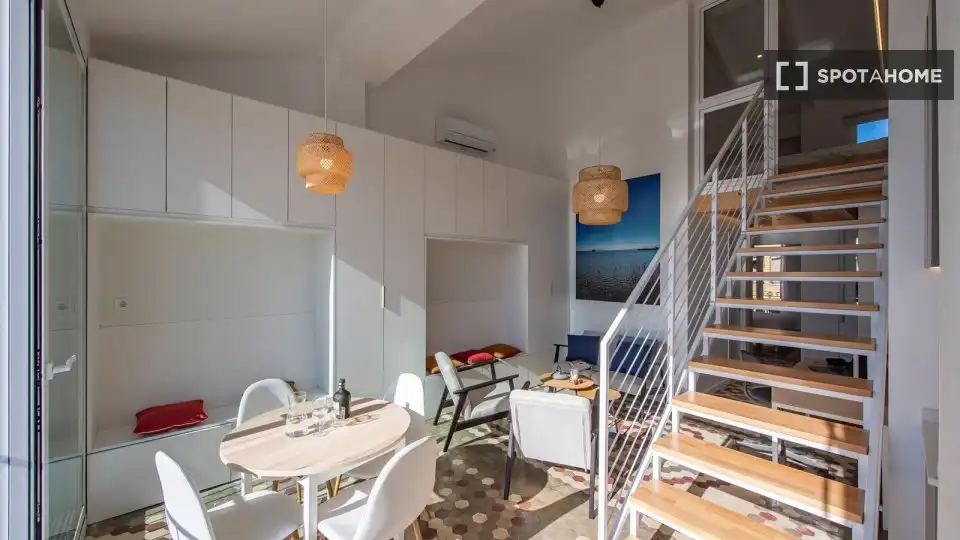 Appartamento con terrazza in affitto a L'Eixample, imagen 3