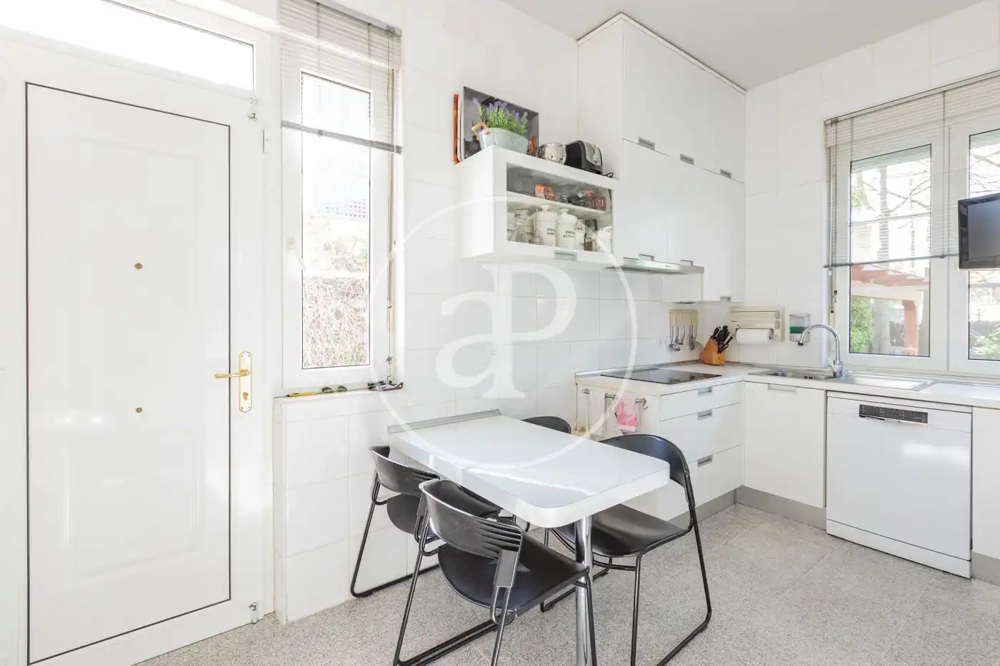 Kitchen of Houses for sale in Madrid  with Air Conditioner, Heating and Private garden