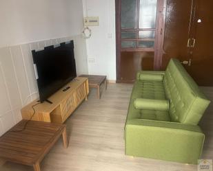 Living room of Flat to rent in Algemesí  with Air Conditioner, Terrace and Furnished