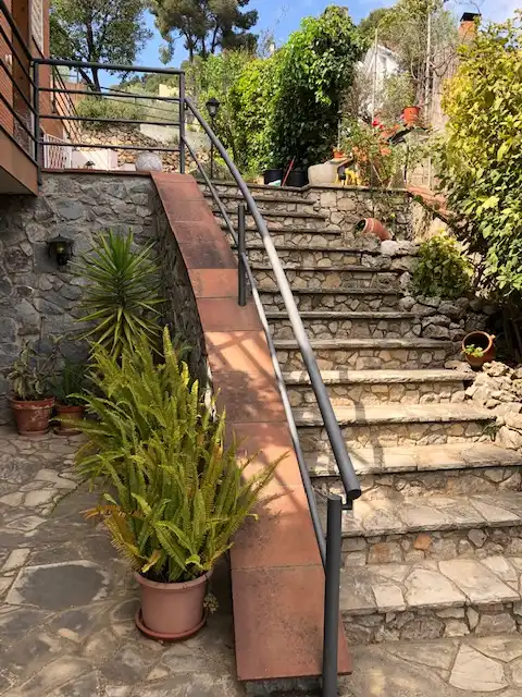 Vista exterior de Casa o xalet en venda en La Palma de Cervelló amb Aire condicionat, Calefacció i Jardí privat