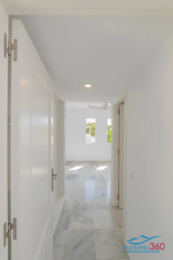 Casa o xalet en venda en Marbella amb Aire condicionat, Jardí privat i Terrassa