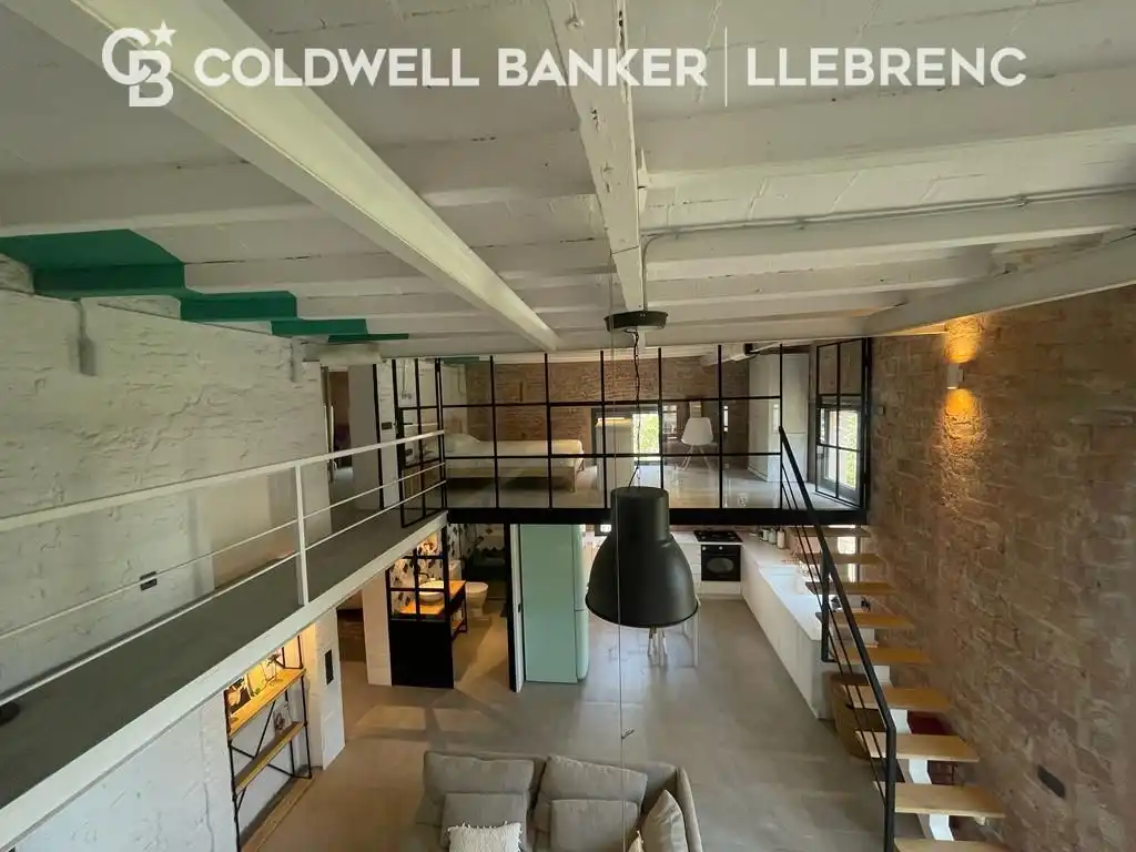 Dúplex de alquiler en Barcelona con Parquet, Amueblado y Horno