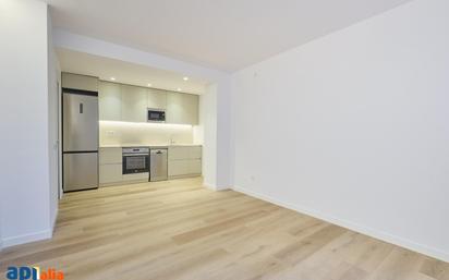 Kitchen of Flat for sale in  Barcelona Capital  with Air Conditioner