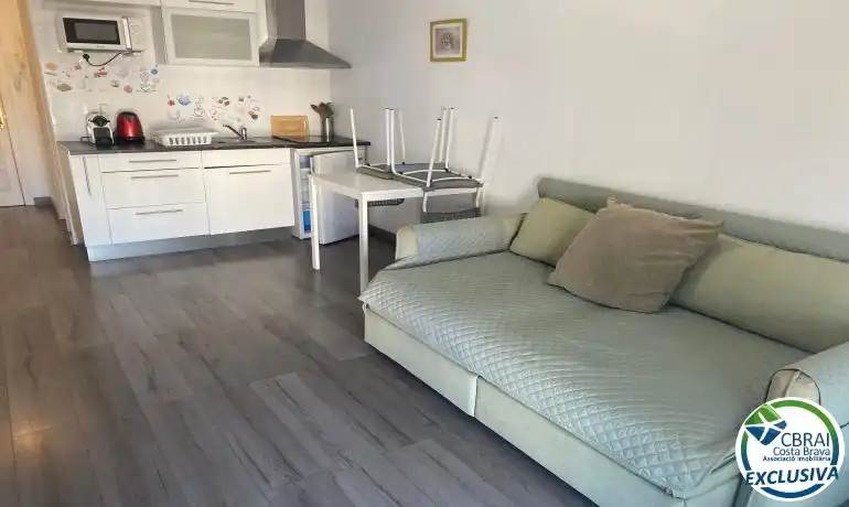 Dormitori de Estudi en venda en Empuriabrava amb Moblat