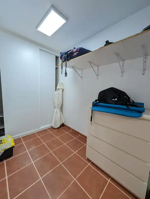 Casa adosada de alquiler en La Línea de la Concepción con Aire acondicionado, Calefacción y Jardín privado