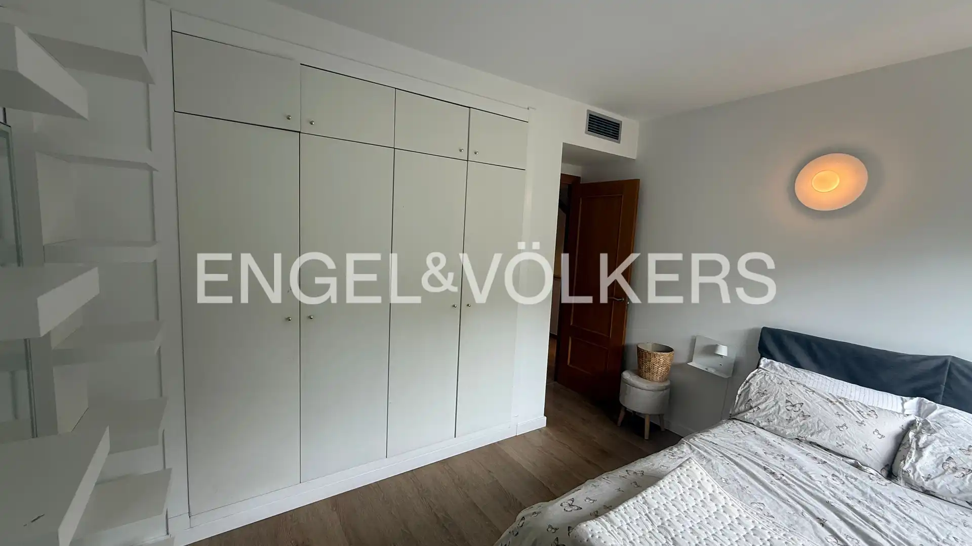 Schlafzimmer von Einfamilien-Reihenhaus zur Miete in Gavà mit Klimaanlage, Heizung und Privatgarten