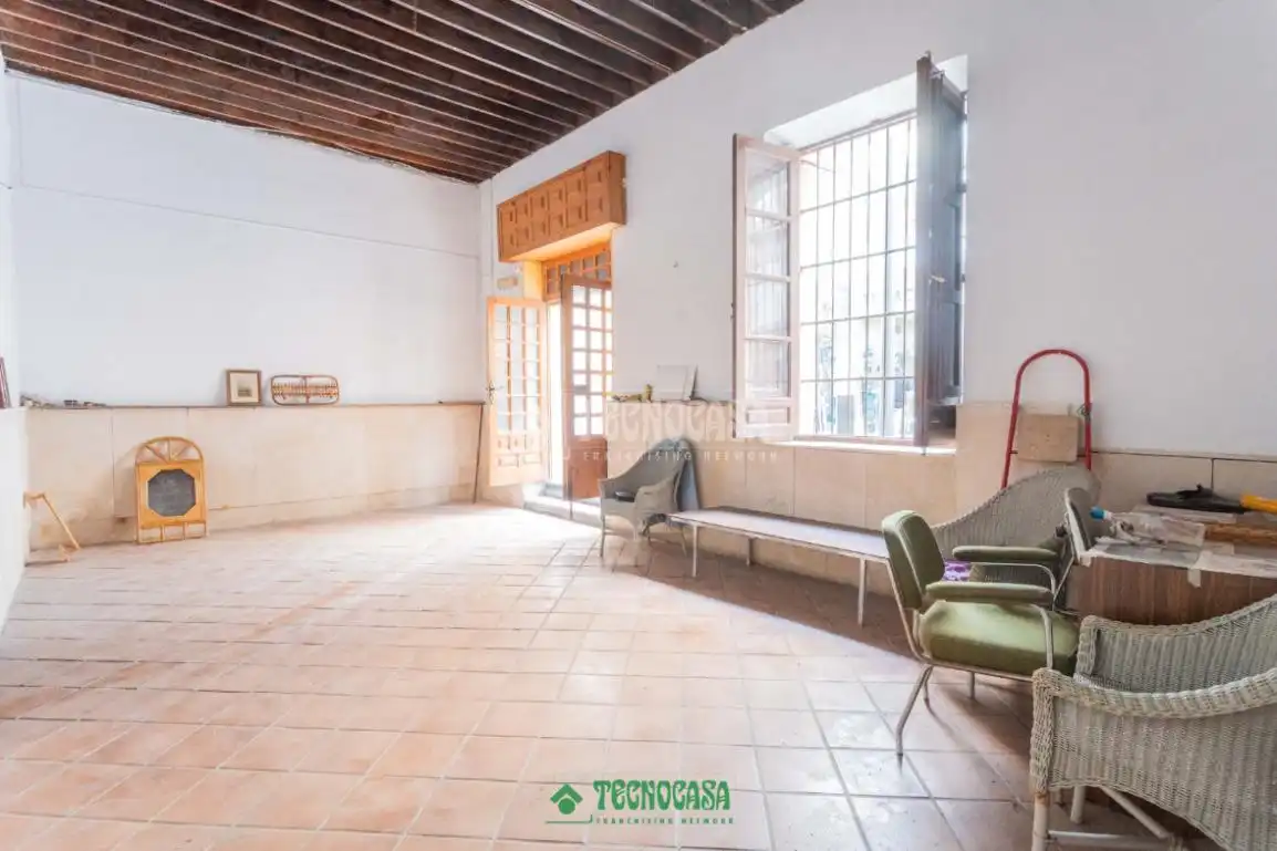 Commercial properties for sale in Almería