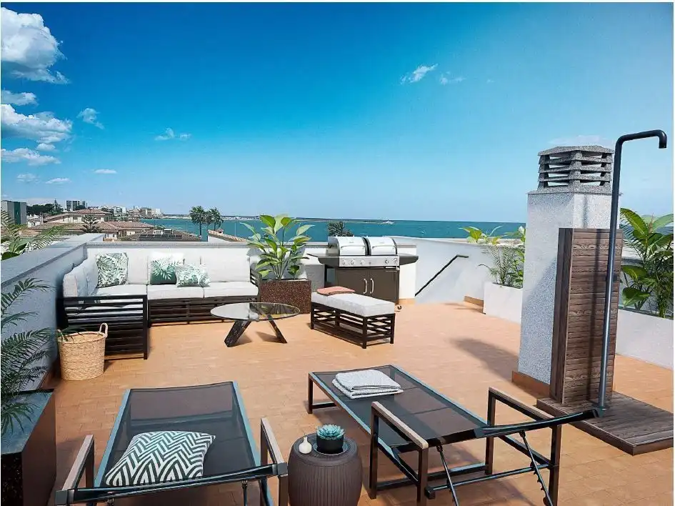 Piso con terraza en venta en Carrer Cala Puntal X, imagen 2