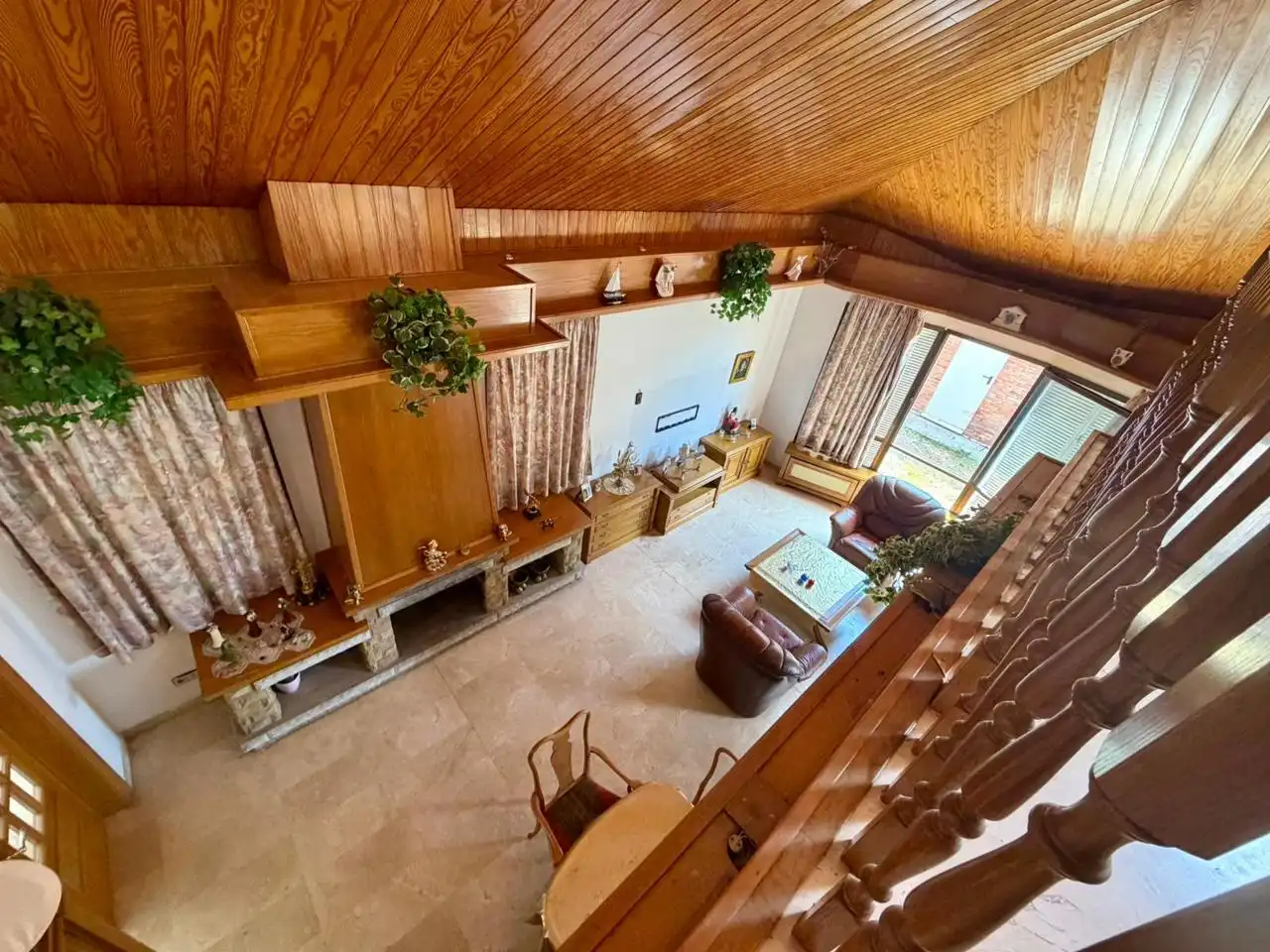 Sala d'estar de Casa o xalet en venda en Montcada i Reixac amb Aire condicionat, Calefacció i Jardí privat