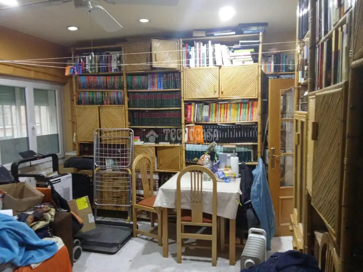 Flat for sale in Zaragoza  with Air Conditioner, Heating and Alarm