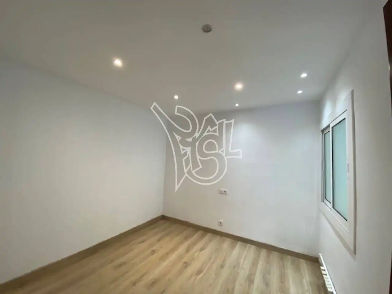 Wohnung zur Miete in Canet de Mar mit Klimaanlage, Heizung und Balkon