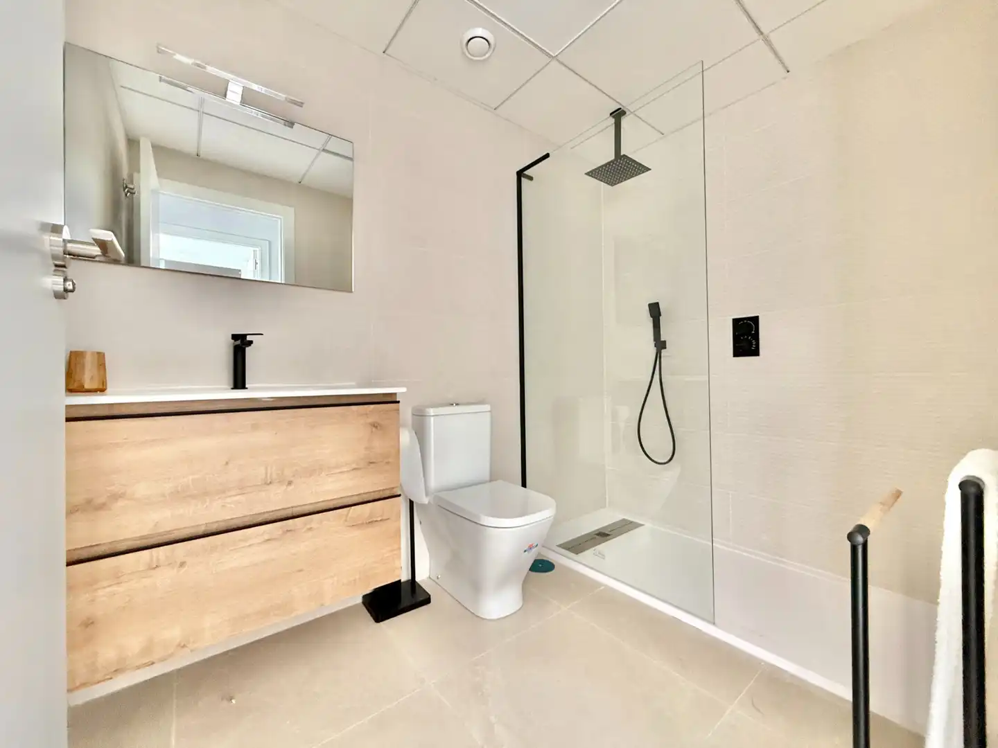 Baño de Casa o chalet en venta en San Pedro del Pinatar con Aire acondicionado, Jardín privado y Terraza