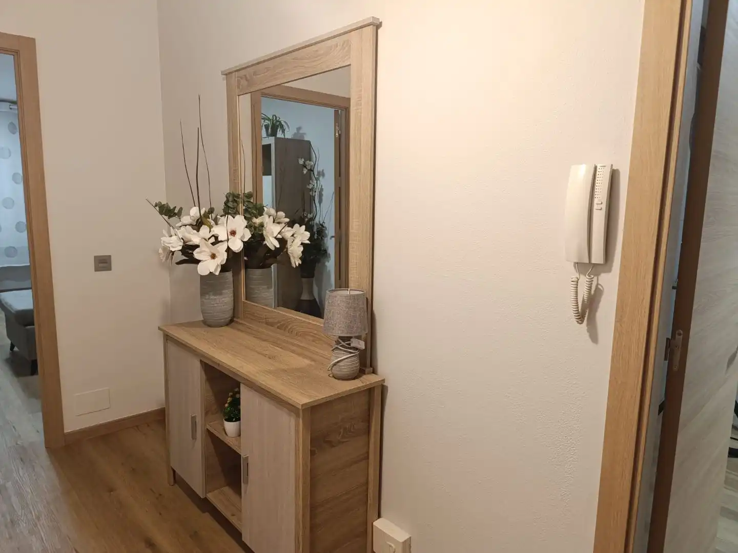 Wohnung zum Verkauf in Ames mit Terrasse und Balkon