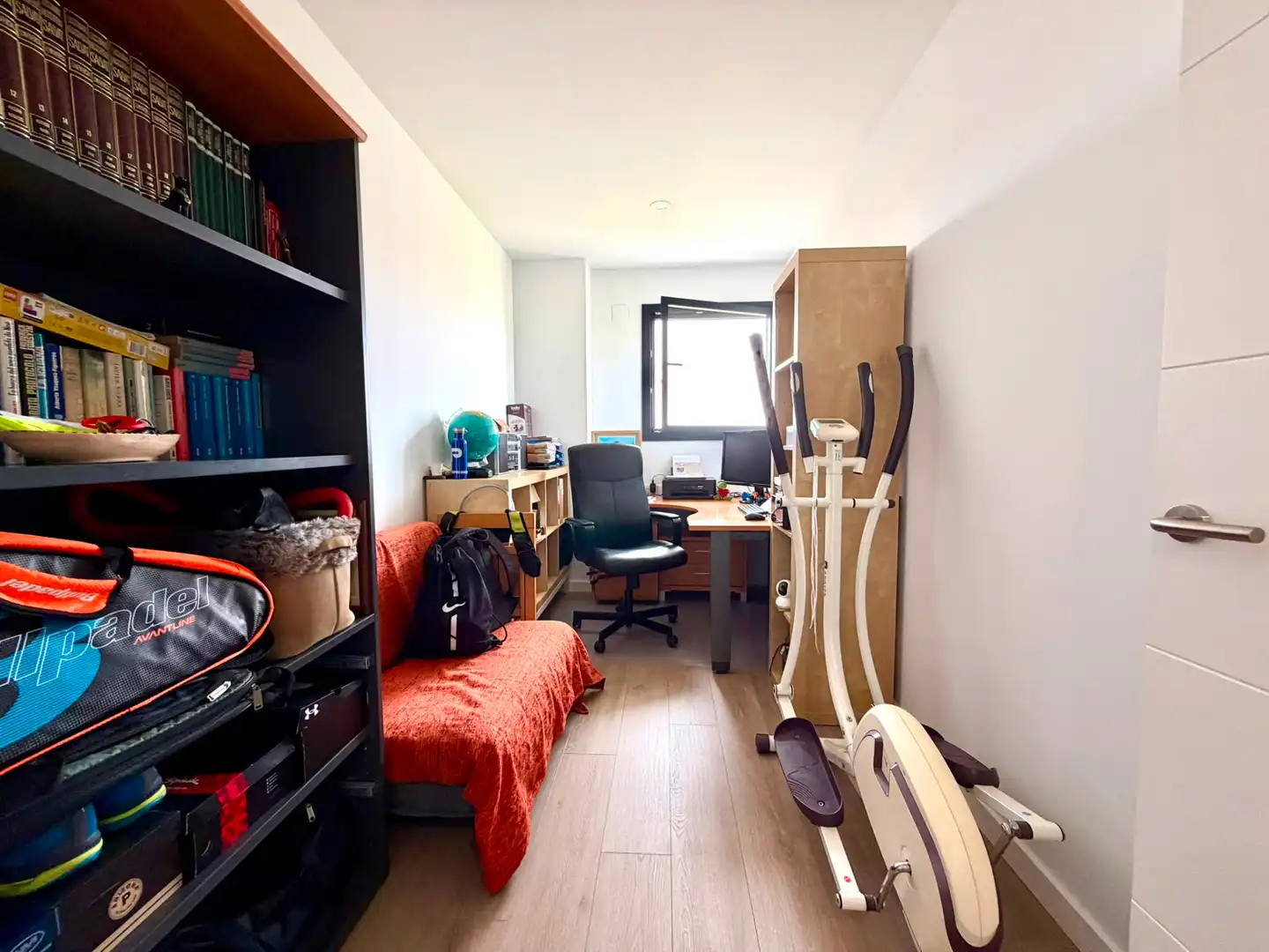 Flat with terrace for sale in Carrer del Bruc, imagen 4