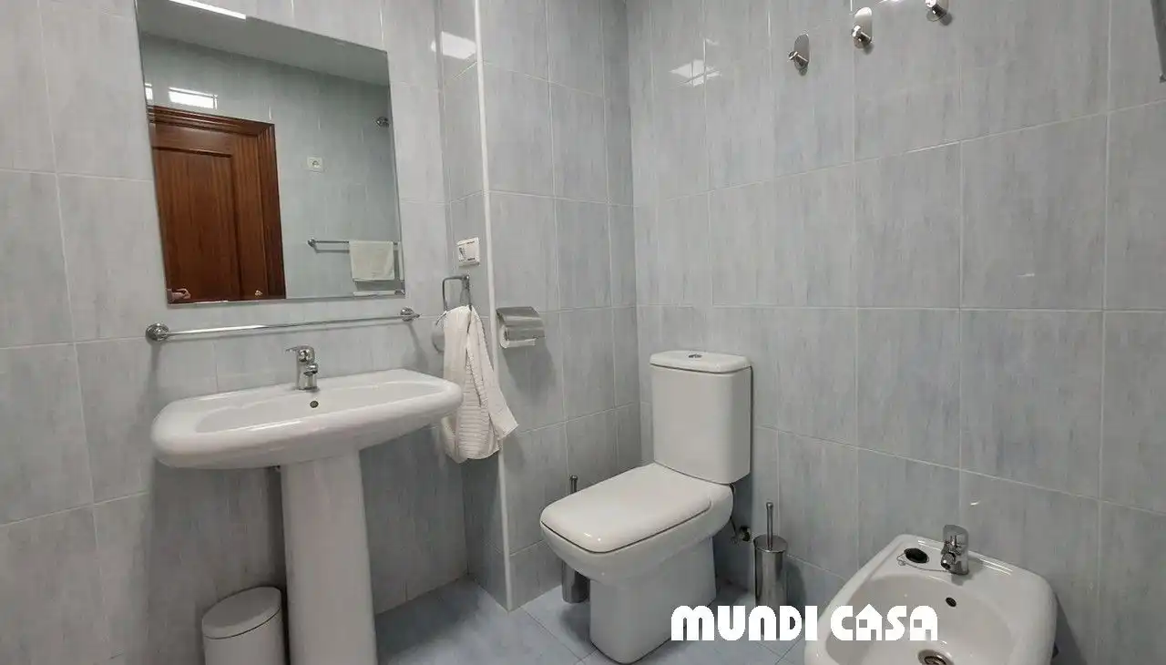 Bathroom of Apartments for sale in Boiro  with Furnished