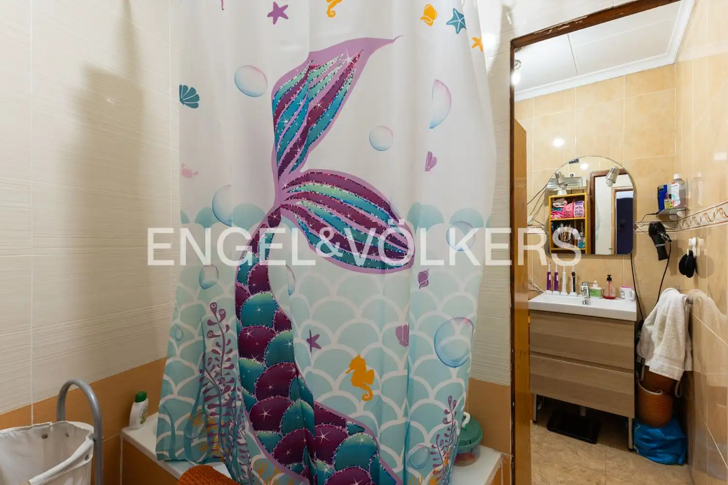 Bathroom of Houses for sale in Valencia  with Heating