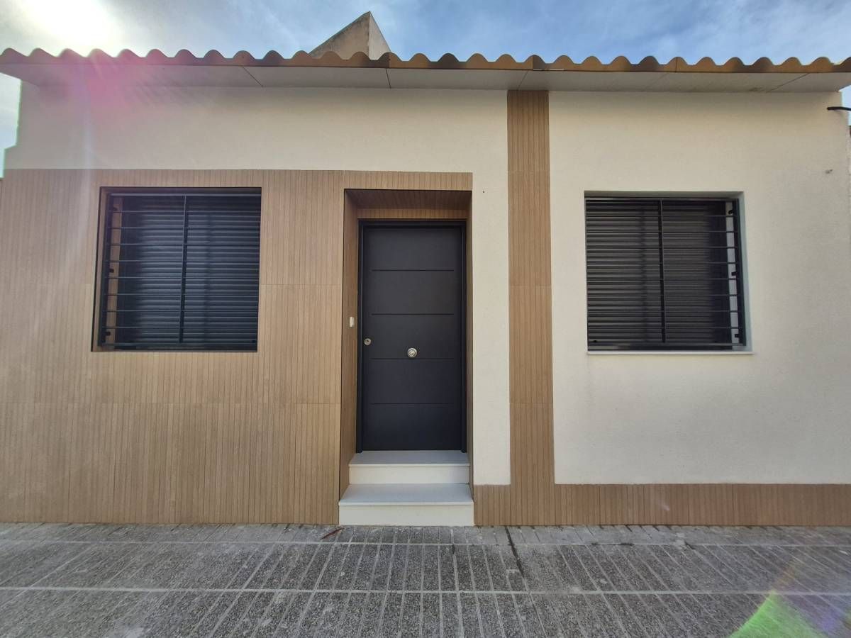 Planta baixa de lloguer a C. Juan Carlos I