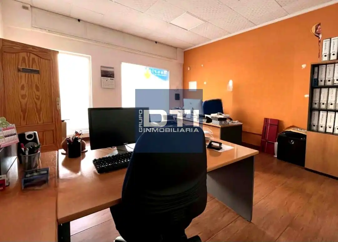Local comercial en venda a Churruca