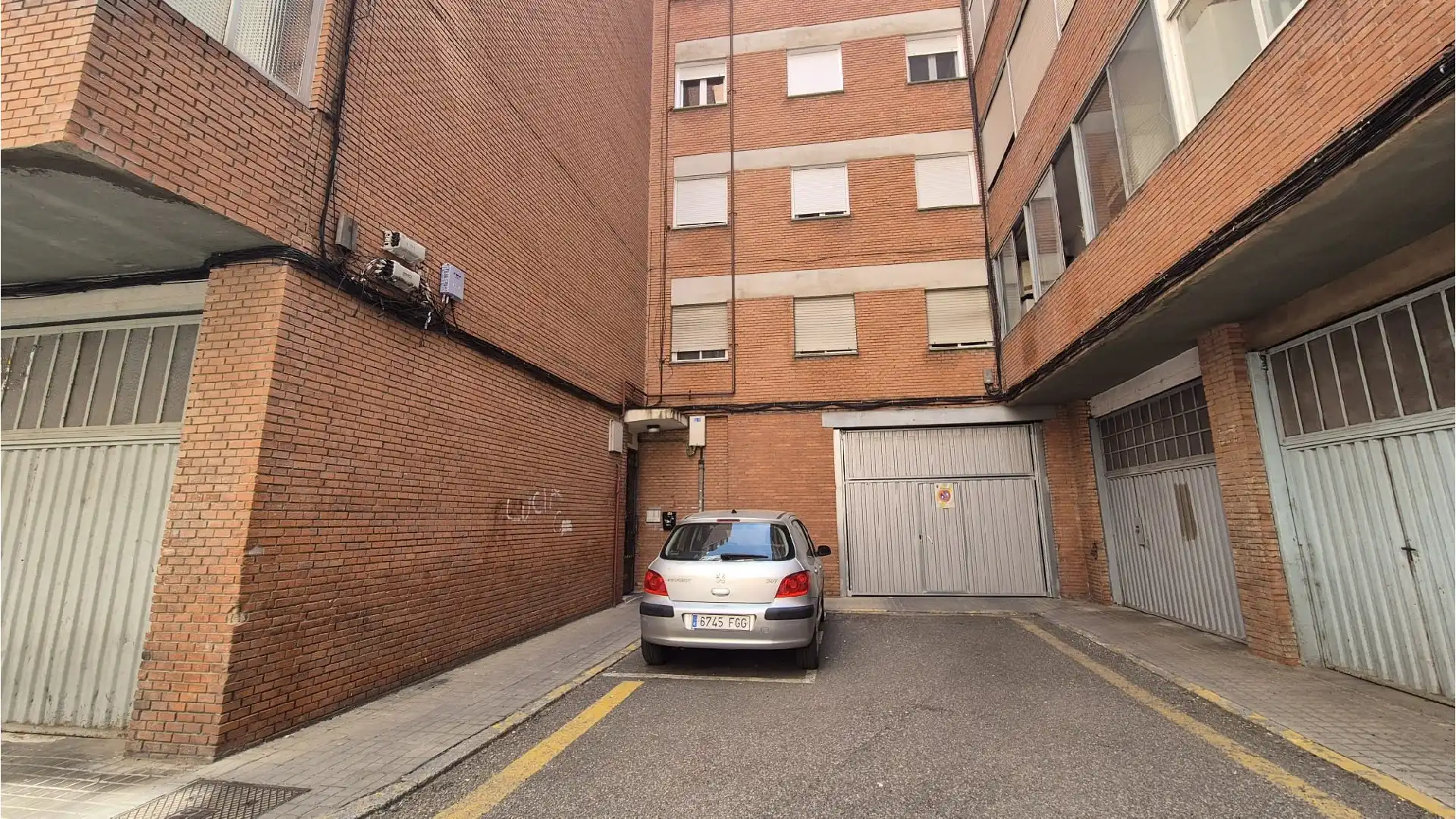 Parking of Flat for rent in Palencia  with Heating, Terrace and Furnished
