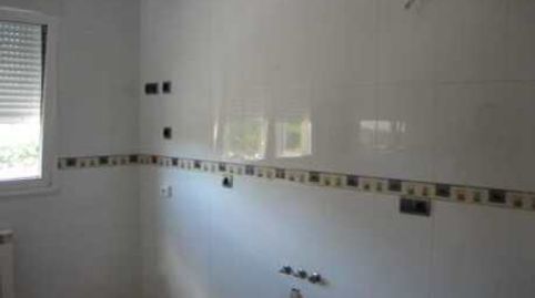 Foto 2 de Casa adosada en venda a Carracedelo, León