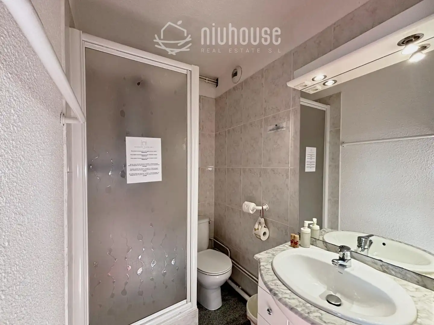 Hotel en venta en Latour - de - Carol, imagen 17