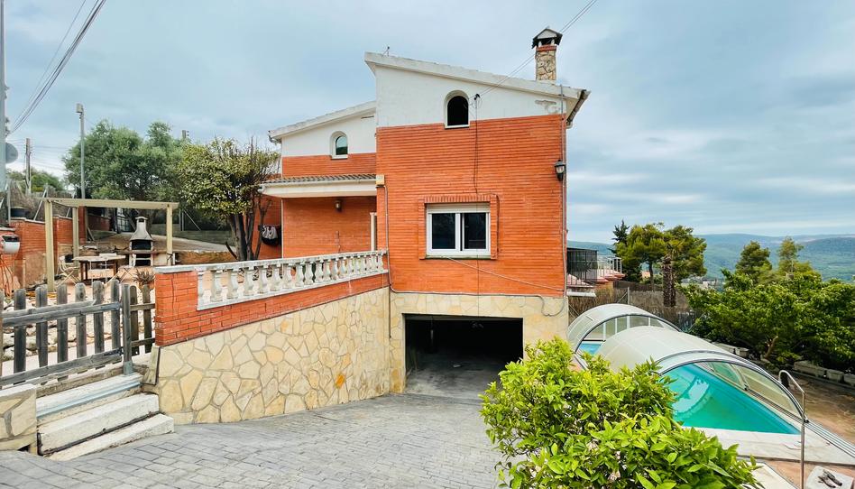 Foto 1 de Casa o xalet en venda a Carrer de Sant Cristòfol, 12, Corbera de Llobregat, Barcelona