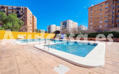 Swimming pool of Flat for sale in Alicante / Alacant  with Air Conditioner and Terrace