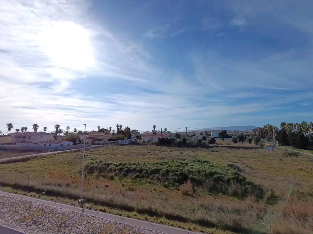 Vista exterior de Casa o xalet en venda en Vinaròs amb Jardí privat, Terrassa i Piscina comunitària