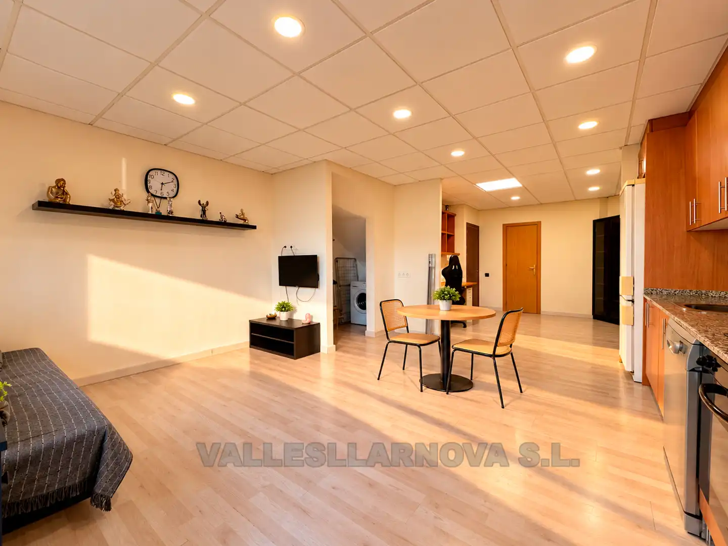 Sala d'estar de Casa adosada en venda en Barri de Lourdes - Gallecs