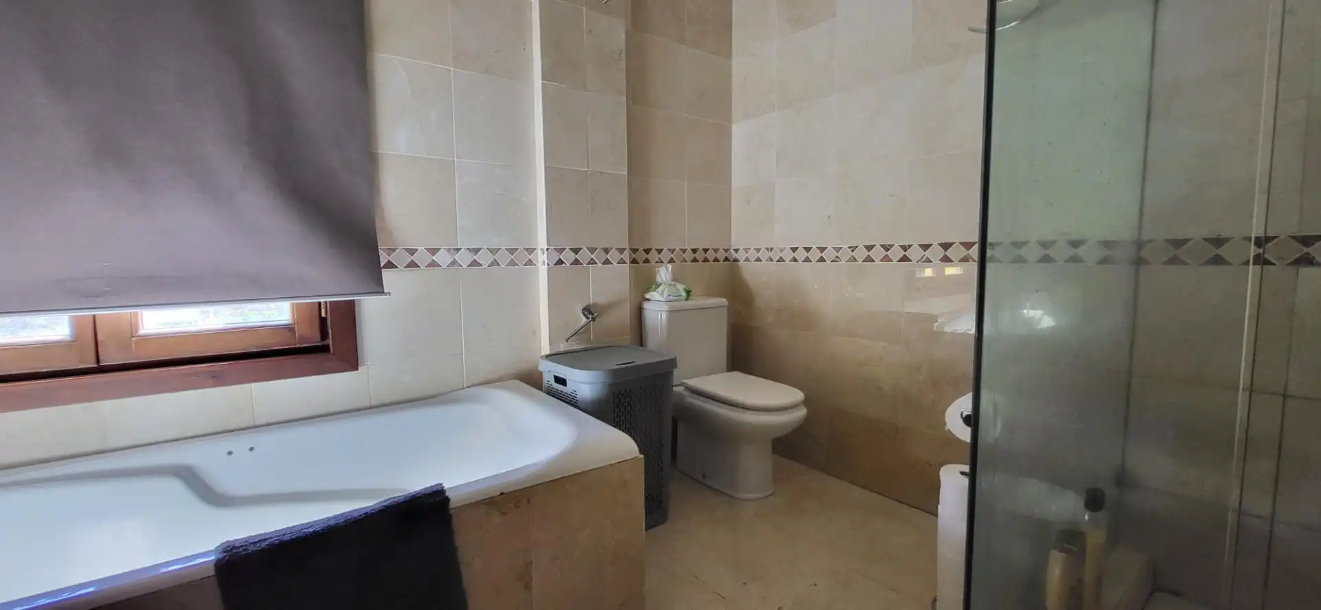 Baño de Casa o chalet en venta en Marbella con Jardín privado, Terraza y Trastero
